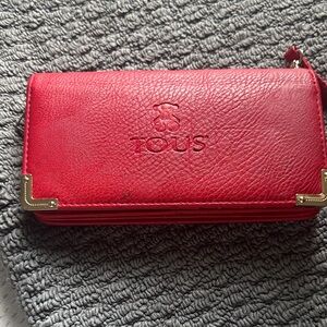 Tous Vibrant Red Leather Wallet
